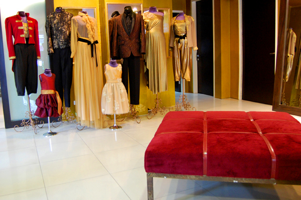 Check out House of Laurel Russe Holiday 2011!!!