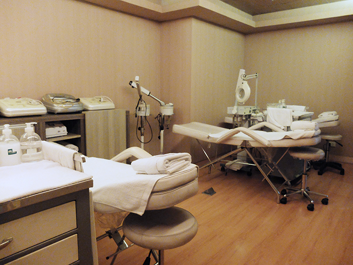 Facial and Casmara Treatment at Diana Stalder
